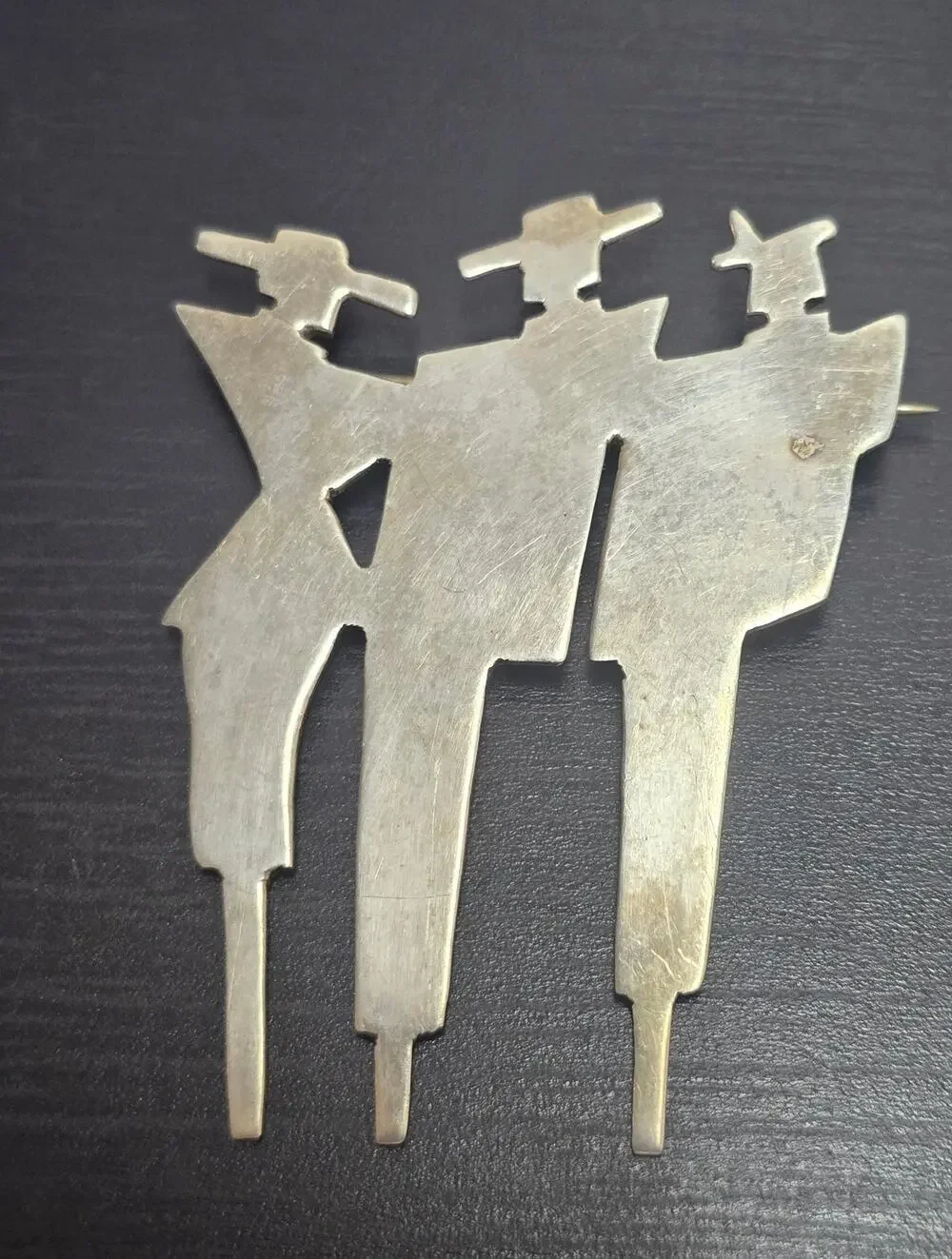 Signed 925 Mexico Sterling Silver Brooch 3 Ladies in Hats